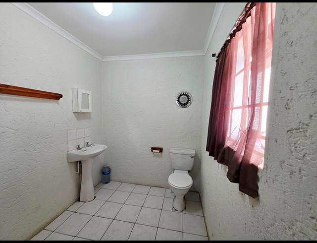 1 BEDROOM PROPERTY TO RENT IN NORKEM PARK